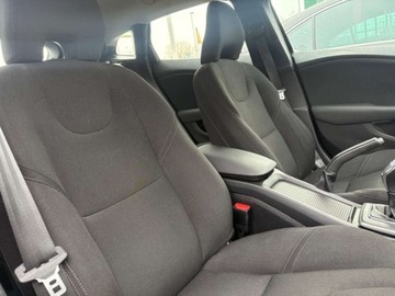 Volvo V40 II Hatchback 1.6 T3 150KM 2013 Volvo V40 1.6 benzyna150KM KineticGrzane foteleGrzana szybaSerwis ASOSalon, zdjęcie 20
