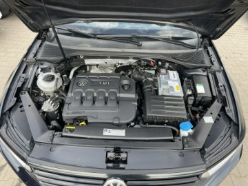 Volkswagen Passat B8 Variant 2.0 TDI 150KM 2015 Volkswagen Passat Variant Highline Automat Podgrz., zdjęcie 11