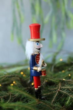 Рождественская стоячая фигура Щелкунчик