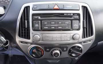 Hyundai i20 I Hatchback 5d Facelifting 1.2 DOHC 85KM 2013 Hyundai i20 Bezwypadkowy Serwisowany 1-Wlasciciel Klimatyzacja Po Lift Pie, zdjęcie 20