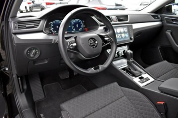 Skoda Superb III Kombi Facelifting 1.5 TSI 150KM 2022 Škoda Superb Skoda Superb Bezwypadkowy / Salon, zdjęcie 9