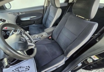Honda Civic VIII 2007 Honda Civic Sliczna 1.3 Benzyna AUTOMAT Bogata Wersja ORYGINAL Zadbany SER, zdjęcie 7