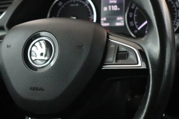 Skoda Superb III Kombi 1.6 TDI 120KM 2016 Skoda Superb 1.6 TDI, Automat, Navi, Xenon, zdjęcie 16