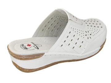 ЖЕНСКИЕ И МЕДИЦИНСКИЕ ДЫХАЮЩИЕ ШЛЕПКИ