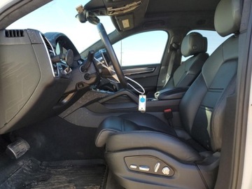 Porsche Cayenne III 2021 Porsche Cayenne GTS Coupe 2021 4.0l 4.0 Benzyna 453KM, zdjęcie 7