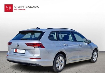 Volkswagen Golf VIII Variant 1.5 TSI 150KM 2022 Volkswagen Golf 1.5 Benzyna 150KM, zdjęcie 4