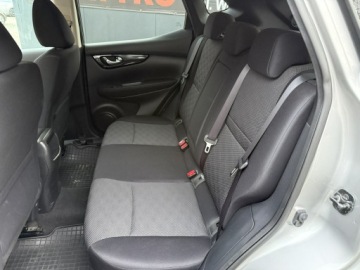 Nissan Qashqai II Crossover 1.5 dCi 110KM 2015 Nissan Qashqai Niski przebieg. Nowy Rozrząd., zdjęcie 10