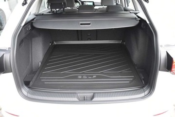 Volkswagen Golf VIII Variant 1.0 TSI 110KM 2023 Volkswagen Golf SalonPL 110KM Life Variant Pakiety Podgrzew.KierownicaFot, zdjęcie 37