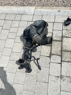 OPEL ASTRA IV J POUZDRO FILTRU VZDUCHU KOMPLETNÍ