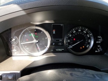 Lexus LX IV (570) 2021 Lexus LX 570 2021 5.7l 5.7 Benzyna 383KM, zdjęcie 9