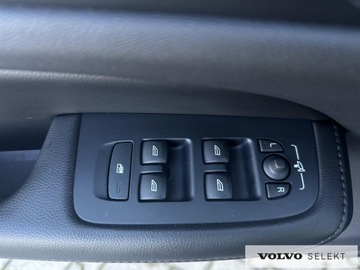 Volvo V60 II  2021 Volvo V60 V60 B3 Momentum Pro Pakiet Climate Park, zdjęcie 17