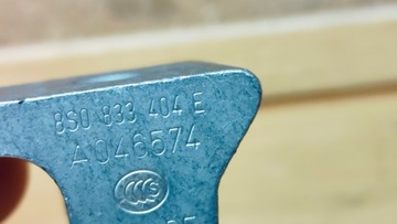 ORIGINÁLNÍ AUDI OE POLOVINA PANTY DVEŘE SPODNÍ DÍL 8S0833404E