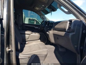  GMC Sierra 2023r., 1500 Elevation, od ubezpieczalni 2.7 Benzyna 310KM, zdjęcie 7