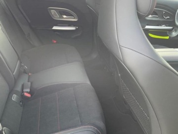 Mercedes CLA C118/X118 2025 MERCEDES-BENZ CLA 200 AMG Line Sedan 1.5 (163KM) 2025, zdjęcie 12