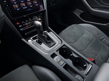 Volkswagen Arteon Fastback Facelifting 2.0 TSI 190KM 2022 Volkswagen Arteon 2.0TSI 190KM Elegance DSG SerwisASO Acc Led Vitrual Keyl, zdjęcie 24