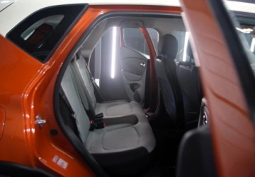 Renault Captur I Crossover 1.2 TCe EDC 120KM 2014 Renault Captur Automat _ Kamera cofania _ Alusy _ 1.2 Benzyna 120KM, zdjęcie 6