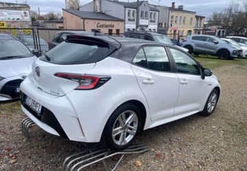 Toyota Corolla XII Hatchback 1.8 Hybrid 122KM 2021 Toyota Corolla Toyota Corolla 1.8 Hybrid Comfort 1.8 Hybryda 122KM, zdjęcie 4