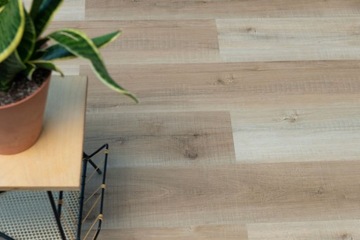 Виниловые доски из клена Торонто ОБРАЗЕЦ