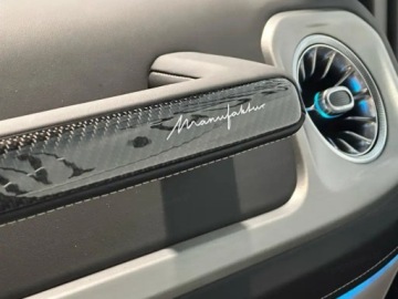 Mercedes Klasa G W465 2026 MERCEDES-BENZ Klasa G AMG 63 Suv 4.0 (585KM) 2026, zdjęcie 11