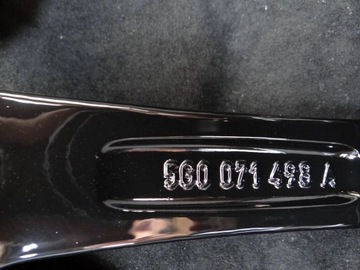 4 X VOLKSWAGEN GOLF GTI GTD VII RÁFKY HLINÍK R18 5G0071498A 7,5JX18 ET5