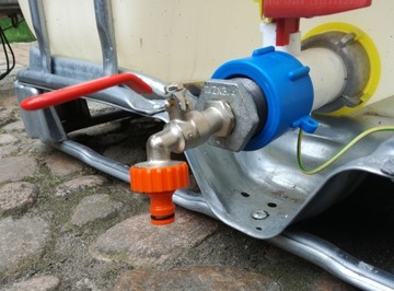 ZAWÓR 3/4 Z REDUKCJĄ DO ZBIORNIKA 1000L MAUZER