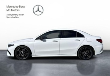 Mercedes Klasa A W177/V177 Sedan Facelifting 2.0 220 190KM 2023 Mercedes-Benz Klasa A Salon PL 4Matic AMG Line Kamera MBUX CarPlay Android, zdjęcie 1