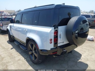 Land Rover Defender IV (L663) 2023 Land Rover Defender 110 X-Dynamic SE 2023 3.0l 3.0 Benzyna 395KM, zdjęcie 3