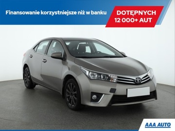 Toyota Corolla 1.6 i, Salon Polska, Serwis ASO