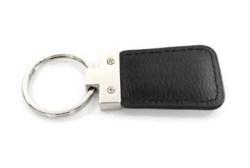 КОЖАНЫЙ БРЕЛОК С ЛОГОТИПОМ VOLVO + ЧЕХОЛ