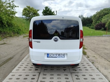 Opel Combo D Tour 1.4 95KM 2013 Wersja Tour / Benzyna / klima / grzane fotele / tempomat / nowe sprzęgło, zdjęcie 14
