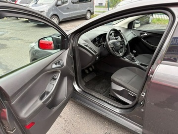 Ford Focus III Hatchback 5d facelifting 1.0 EcoBoost 125KM 2015 Ford Focus 1.0 EcoBoost Klima Salon PL 2015, zdjęcie 9