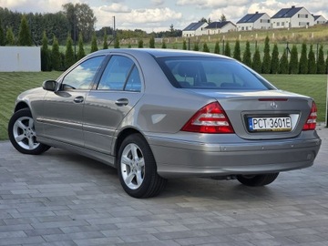 Mercedes Klasa C W203 Sedan W203 1.8 (C 180 Kompressor) 143KM 2004 Mercedes C 180 śliczny *AVANTGARDE* automat, zdjęcie 2
