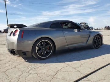 Nissan GT-R 2014 Nissan GT-R Premium 2014 3.8l 3.8 Benzyna 545KM, zdjęcie 3