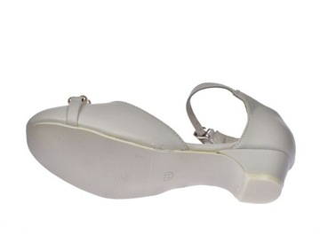 Туфли для причастия, балетки белого цвета, каблук 40/23, размер. 33