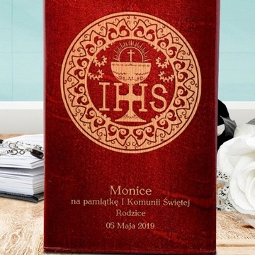 Pamiątka I Komunii Św. - pudełko drewniane +krówki