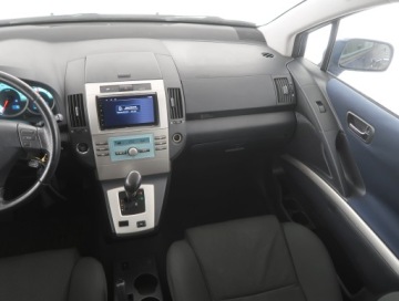 Toyota Corolla Verso E120 1.8 VVT-i 130KM 2004 Toyota Corolla Verso 1.8, Automat, 7 miejsc, zdjęcie 7