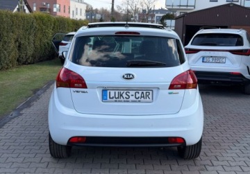 Kia Venga Mikrovan 1.4 DOHC CVVT 90KM 2015 Kia Venga 1.4 90KM Navi Panorama Kamera KEY Bezwypadkowy Dla wymagajacy, zdjęcie 3
