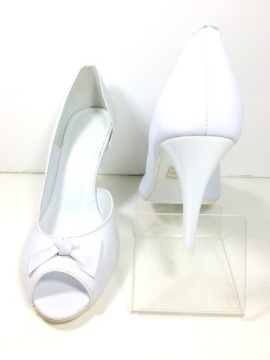 КОЖАНЫЕ ТУФЛИ БЕЛЫЕ КЛАССИЧЕСКИЕ 37