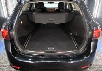 Toyota Avensis III Wagon Facelifting 2015 2.0 D-4D 143KM 2015 Toyota Avensis PL Salon _ kombi _ kamera cofania _ Alu17_ 2.0 Diesel 143KM, zdjęcie 7