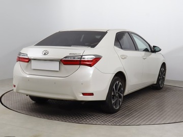 Toyota Corolla XI Sedan Facelifting 1,6 Valvematic 132KM 2017 Toyota Corolla 1.6 Valvematic, Salon Polska, zdjęcie 1