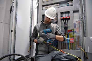 АККУМУЛЯТОРНАЯ ТЕПЛОВАЯ ПИСТОЛЕТКА GHG 18V-50 BOSCH