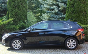 Hyundai i30 III Hatchback 1.4 T-GDI 140KM 2017 Hyundai i30 Hyundai i30 T-GDI 140 KM Intro Panorama Bogate wyposazenie III, zdjęcie 4