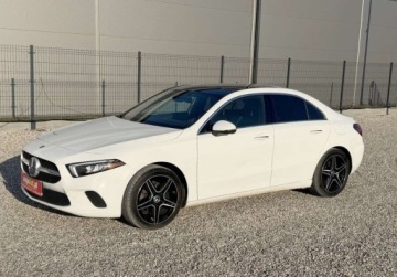 Mercedes Klasa A W177/V177 Sedan 2.0 220 190KM 2019 Mercedes-Benz Klasa A A 220 2.0 BENZ 190 KM 2019r 83.000 km Warszawa, zdjęcie 11