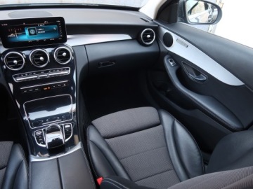 Mercedes Klasa C W205 Limuzyna 180 156KM 2018 Mercedes C C 180, Salon Polska, Serwis ASO, zdjęcie 7