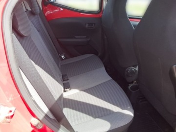 Toyota Aygo II Hatchback 5d 1.0 VVT-i 69KM 2018 Toyota Aygo 1.0 VVT-i X-play II (2014-) Toyota AYG, zdjęcie 10