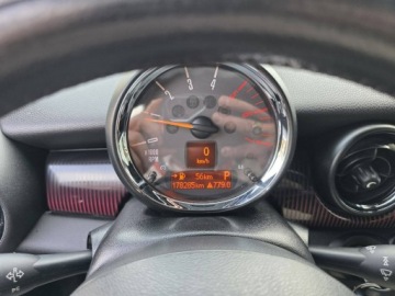 Mini Clubman R55 Kombi Facelifting 2.0 D DPF 143KM 2011 Mini Clubman 2.0 Diesel 143 KM, Hampton, Automat,, zdjęcie 9