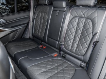 BMW X5 G05 SUV Facelifting 3.0 30d 298KM 2026 xDrive30d M Sport 3.0 (298 KM)| Nerki BMW 'Iconic Glow', zdjęcie 10