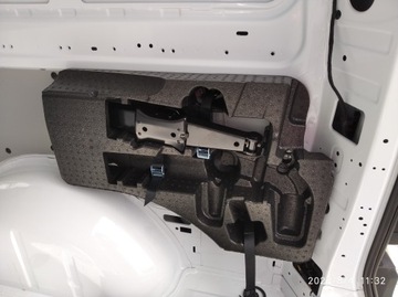 VITO W447 L2 Обивка багажника/комплектация