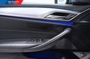 BMW Seria 5 G30-G31 Limuzyna 540i 340KM 2019 BMW Seria 5 540i xDriveFV23Adaptacyjny Reflektor LEDLED Fog lights 3.0, zdjęcie 11