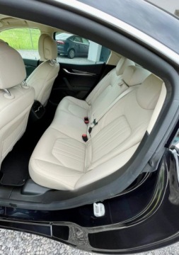 Maserati Ghibli III 2015 Maserati Ghibli Maserati Ghibli 3.0 S z tlumikiem glosnym maxhaust 3.0, zdjęcie 4